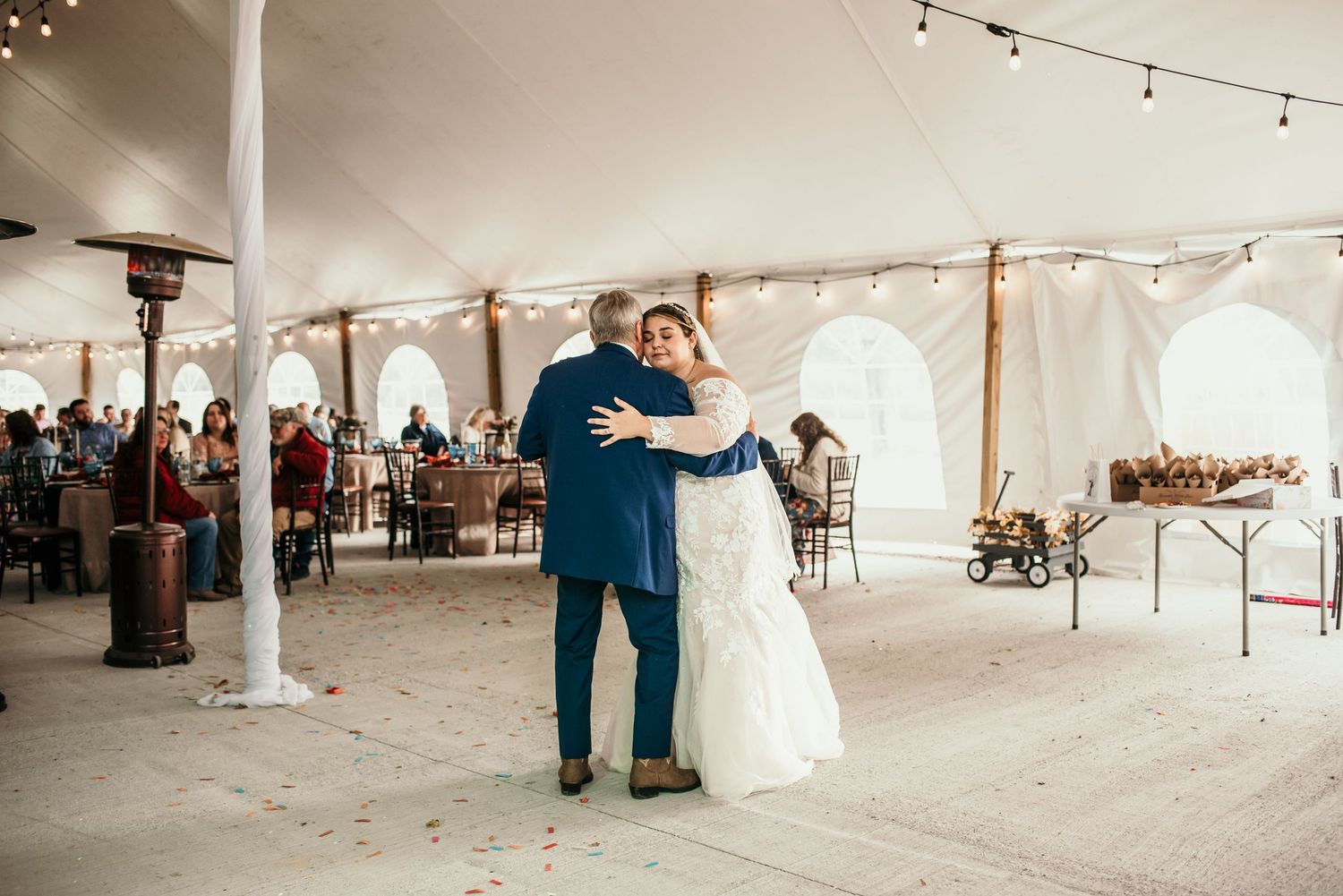 wedding photographer. Ocala photographer. Florida wedding photographer. travel wedding photographer. elopement photographer. NY wedding