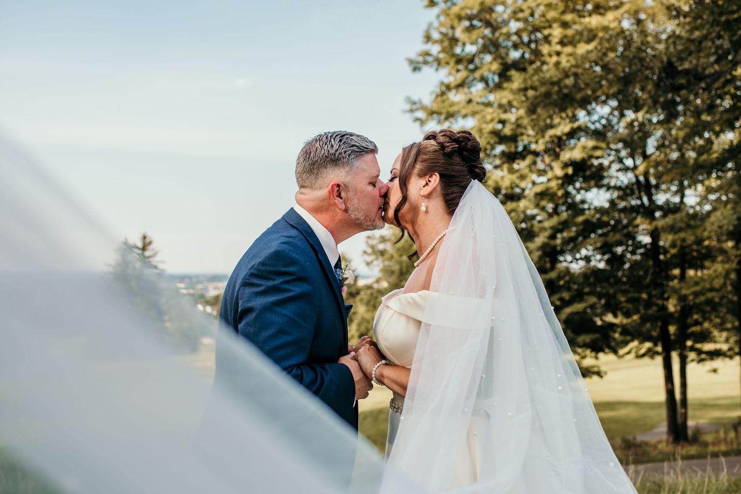 wedding photographer. Ocala photographer. Florida wedding photographer. travel wedding photographer. elopement photographer. NY wedding