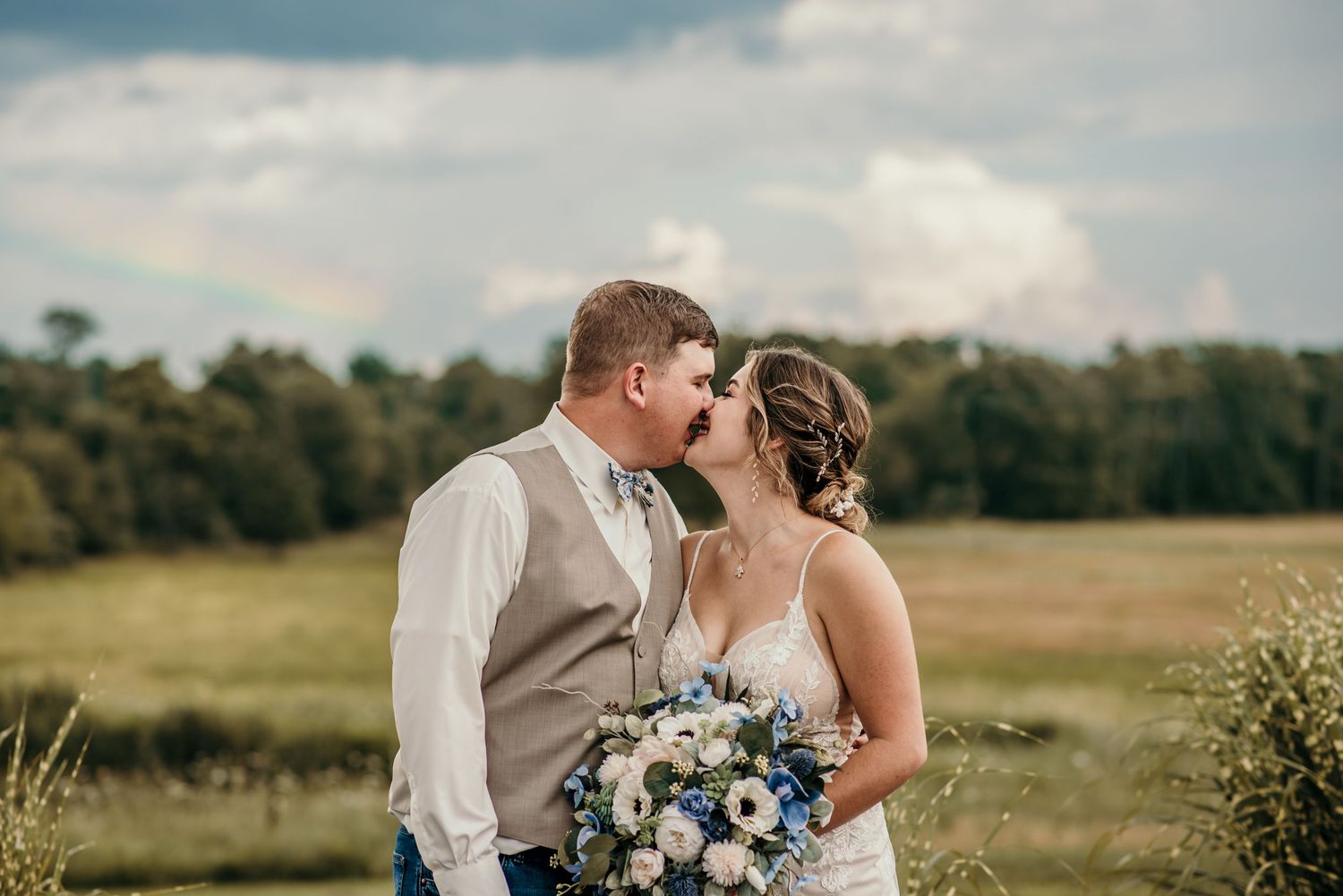wedding photographer. Ocala photographer. Florida wedding photographer. travel wedding photographer. elopement photographer. NY wedding