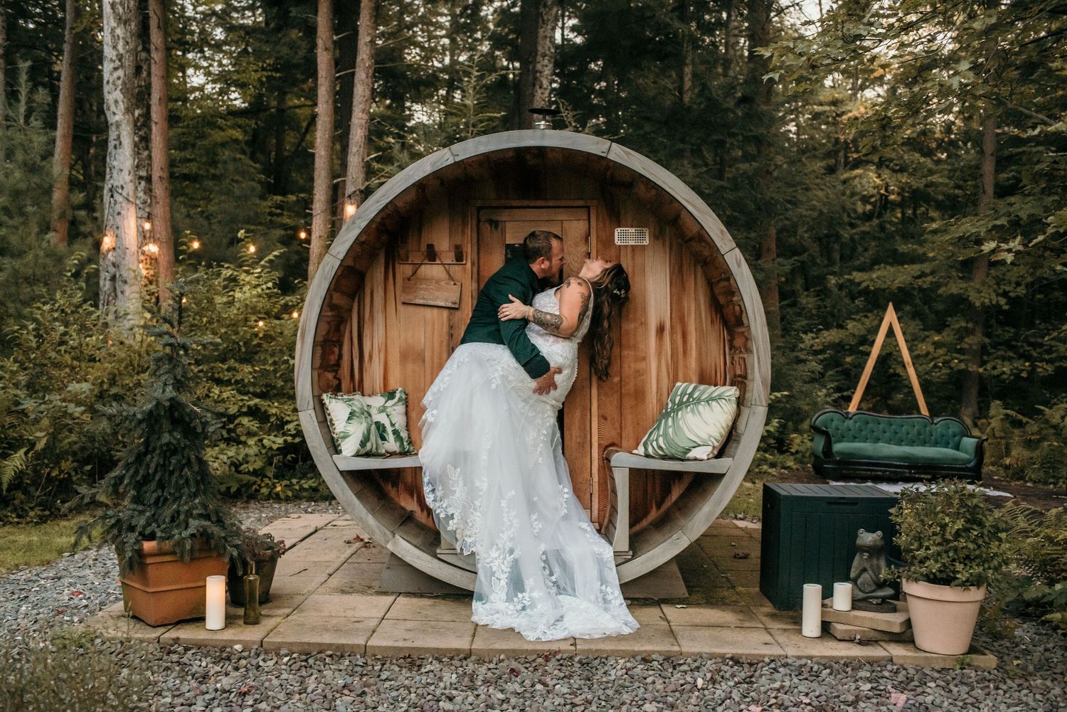 wedding photographer. Ocala photographer. Florida wedding photographer. travel wedding photographer. elopement photographer. NY wedding