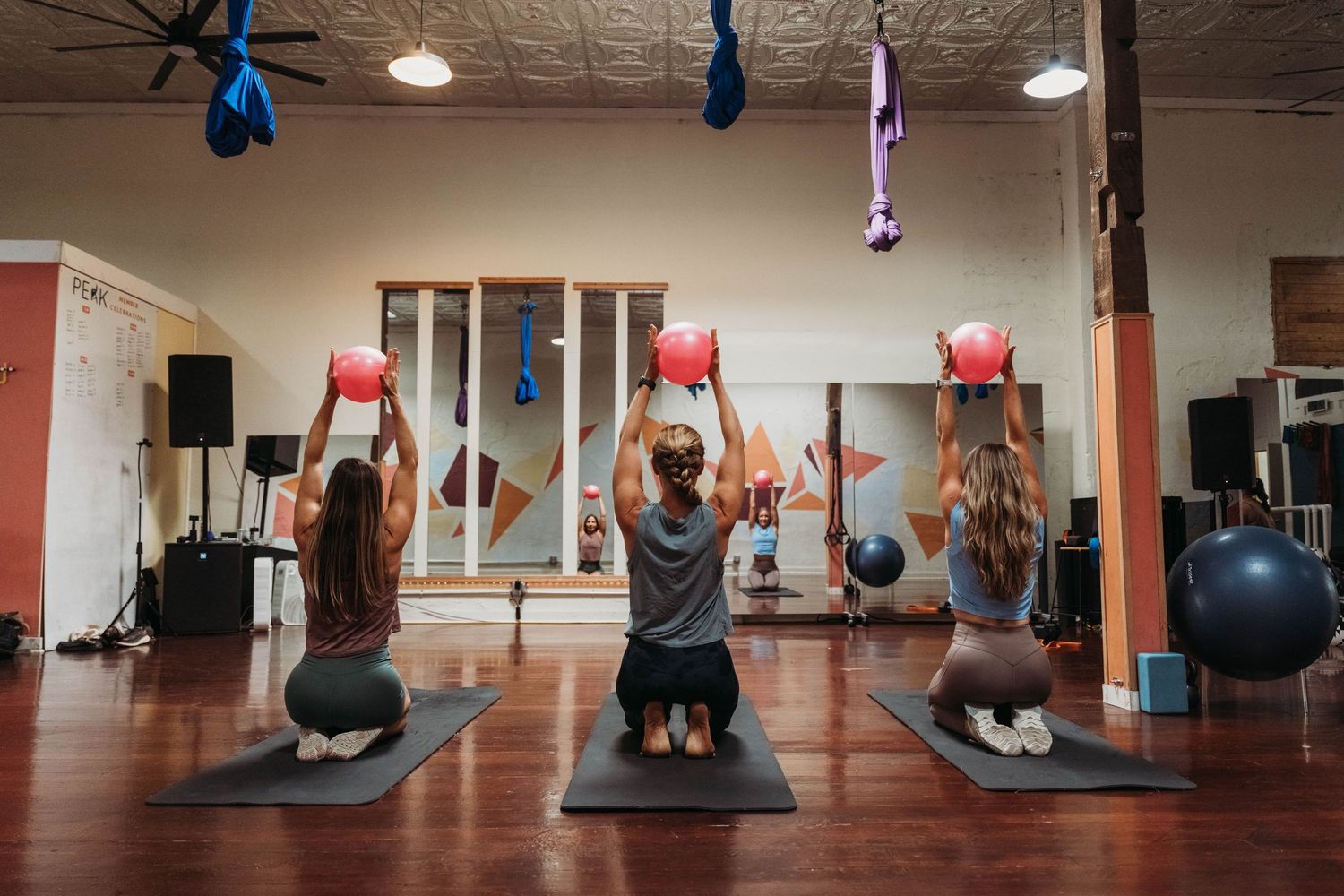 peak lifestyle studio