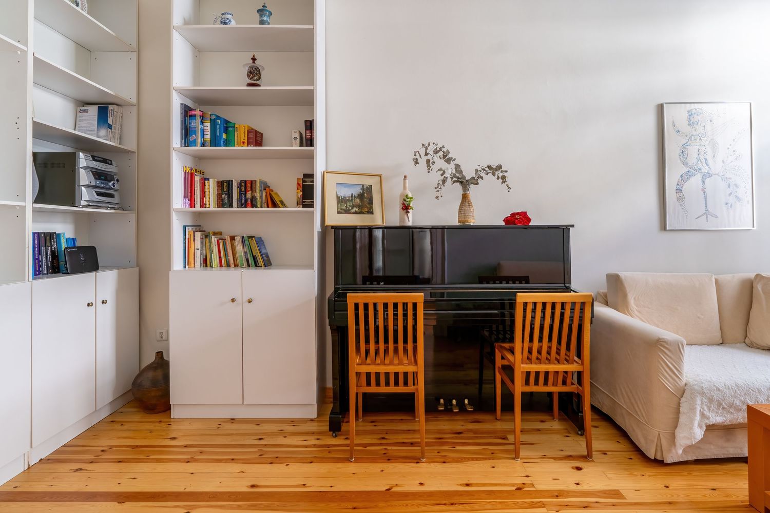 Bright Airbnb open plan space με stylish décor και cozy vibes
