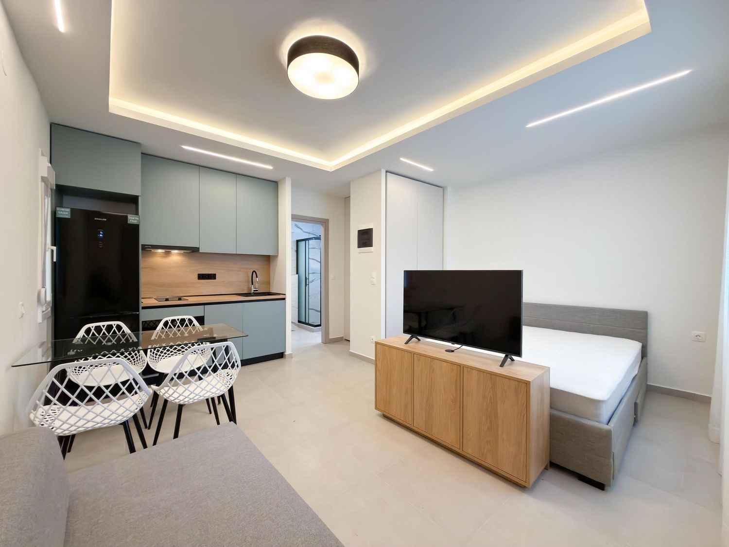 Airbnb open plan space με άνετους χώρους για οικογενειακές διακοπές