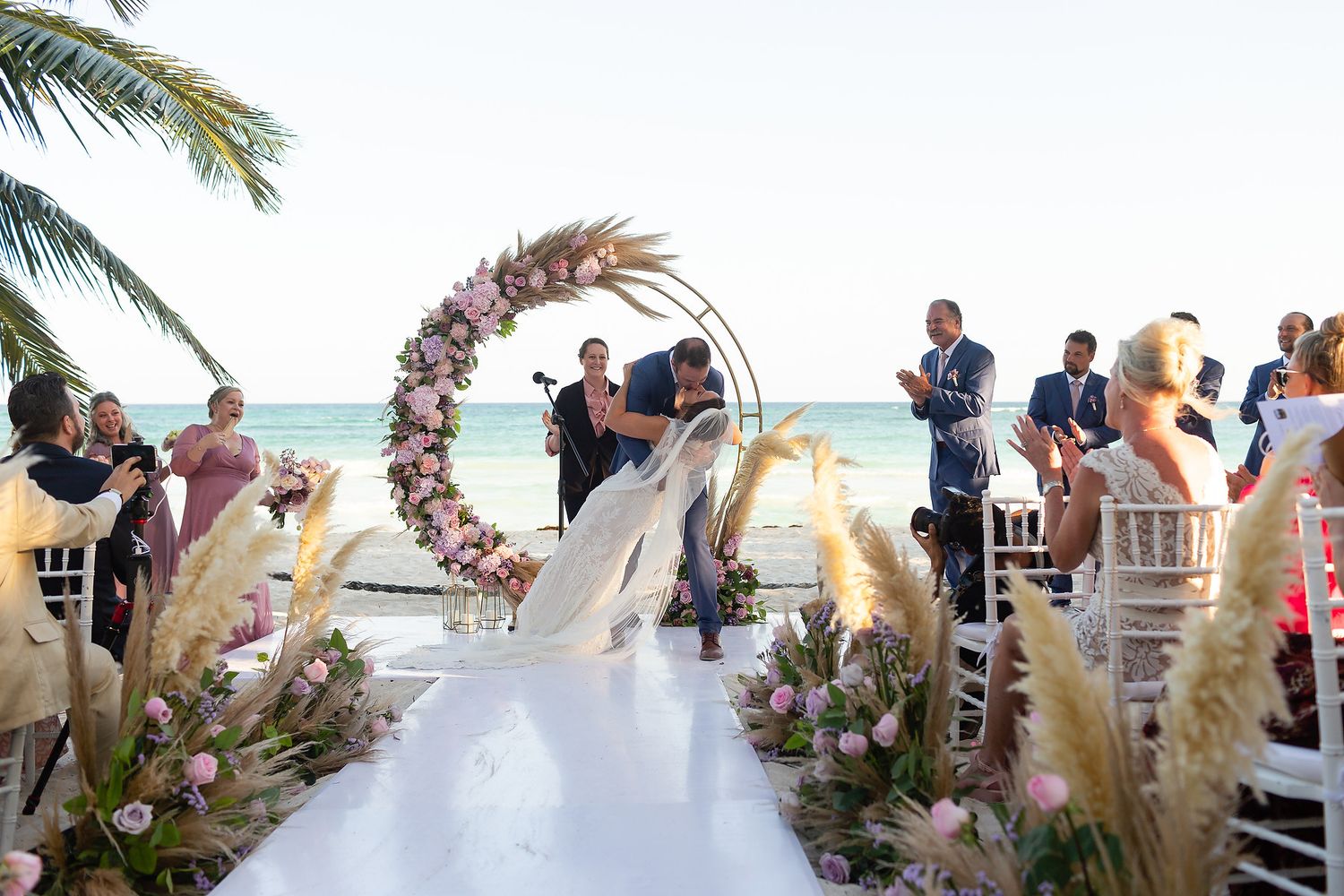 Elegant wedding photography Saasil Kantenah Riviera Maya