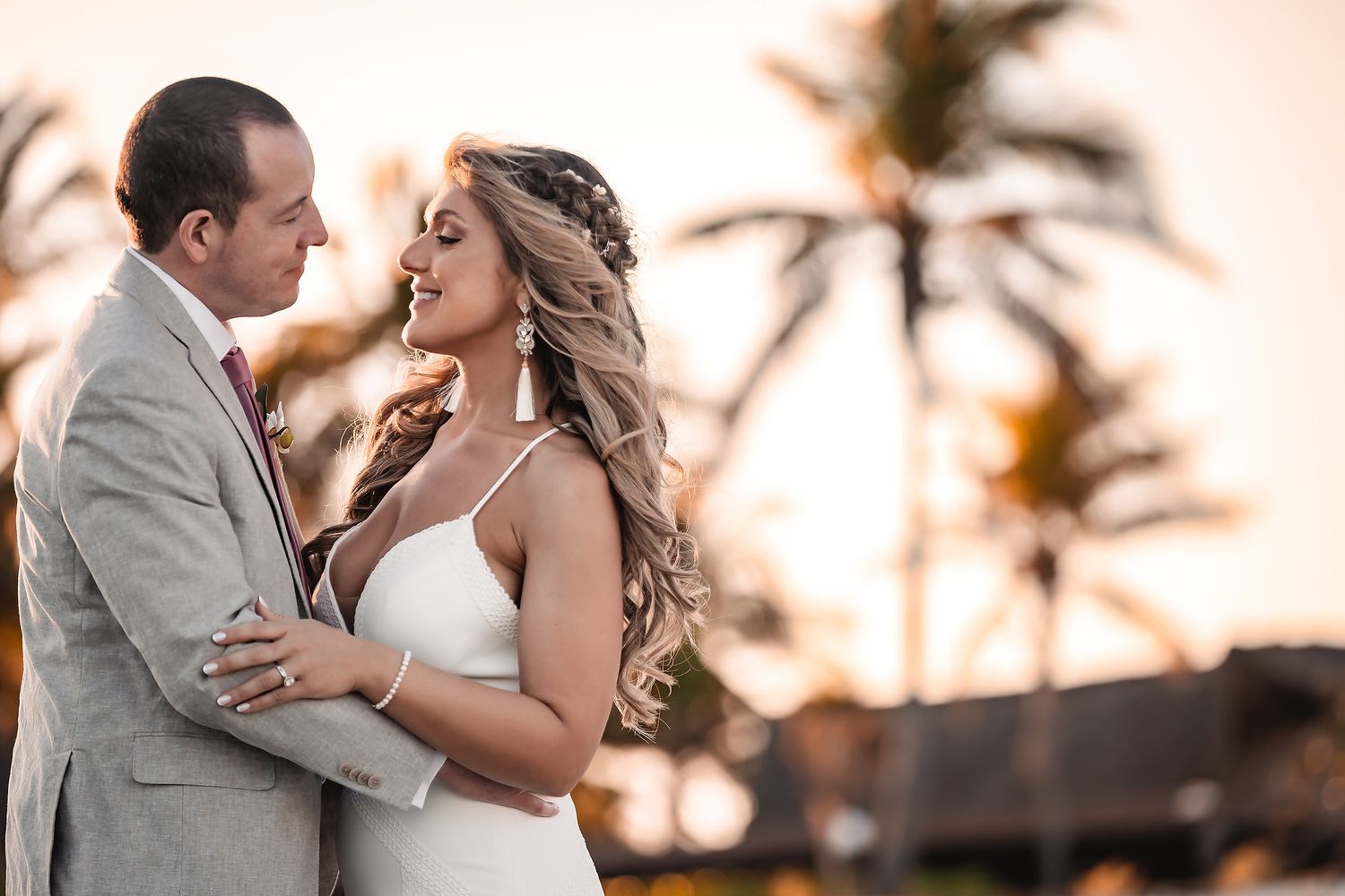 Bahia Principe Tulum bride and groom portrait by the ocean