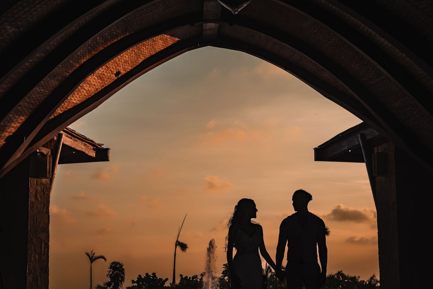 Cabo San Lucas beach wedding photography at golden hour