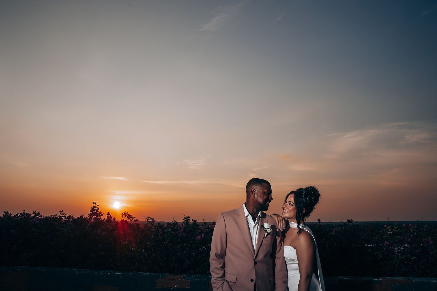 Sunset wedding photography at Dreams Natura Cancun beach
