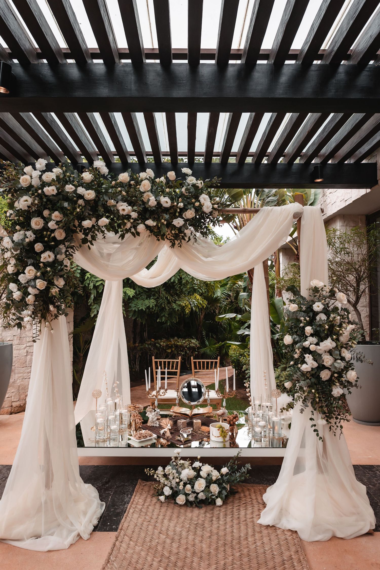 Destination wedding decoration at Dreams Playa Mujeres Resort Cancun