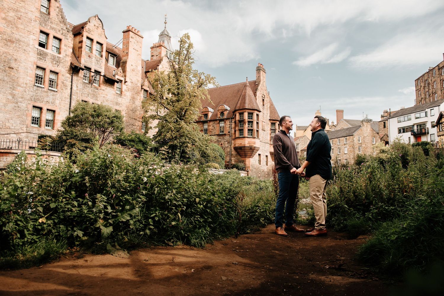A panoramic view of romantic moments along a waterway with historic Edinburgh architecture.