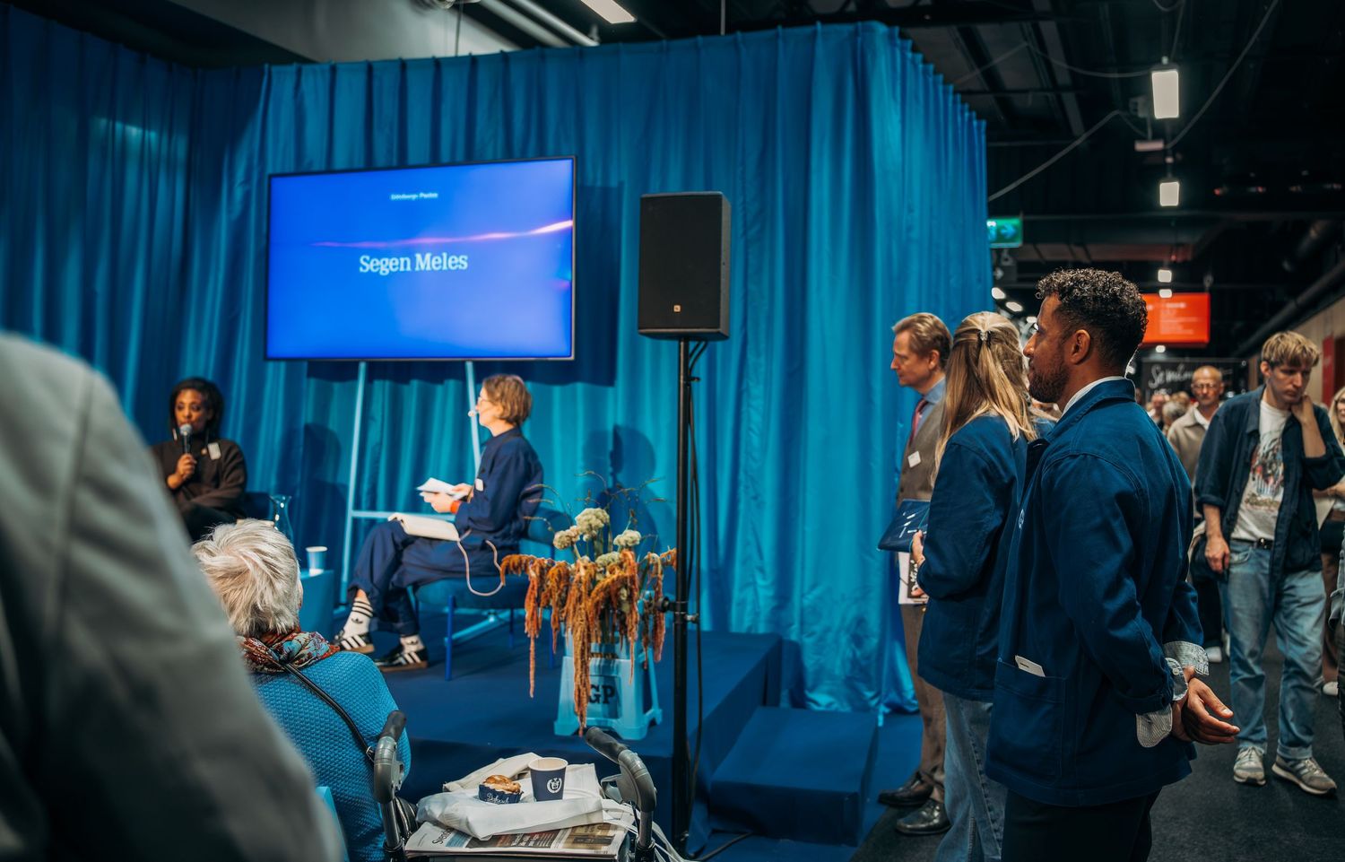En del av Göteborgs-Postens monter på Bokmässan 2026. Eventfotografering.