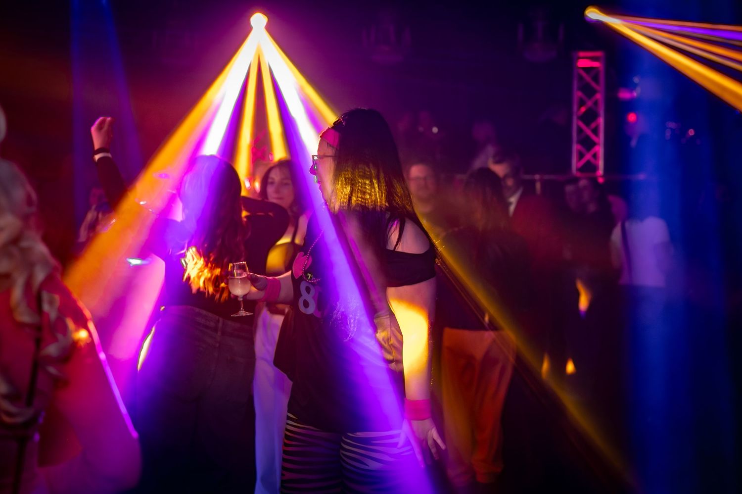 Eventfotografering, hotell Carlia, Uddevalla, 80-tals fest, disco, fotograf Uddevalla