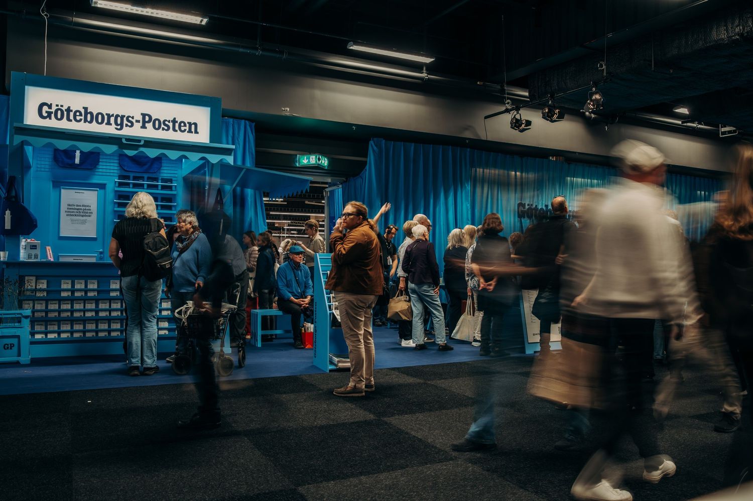 Myller av människor på Bokmässan 2026. Eventfotografering