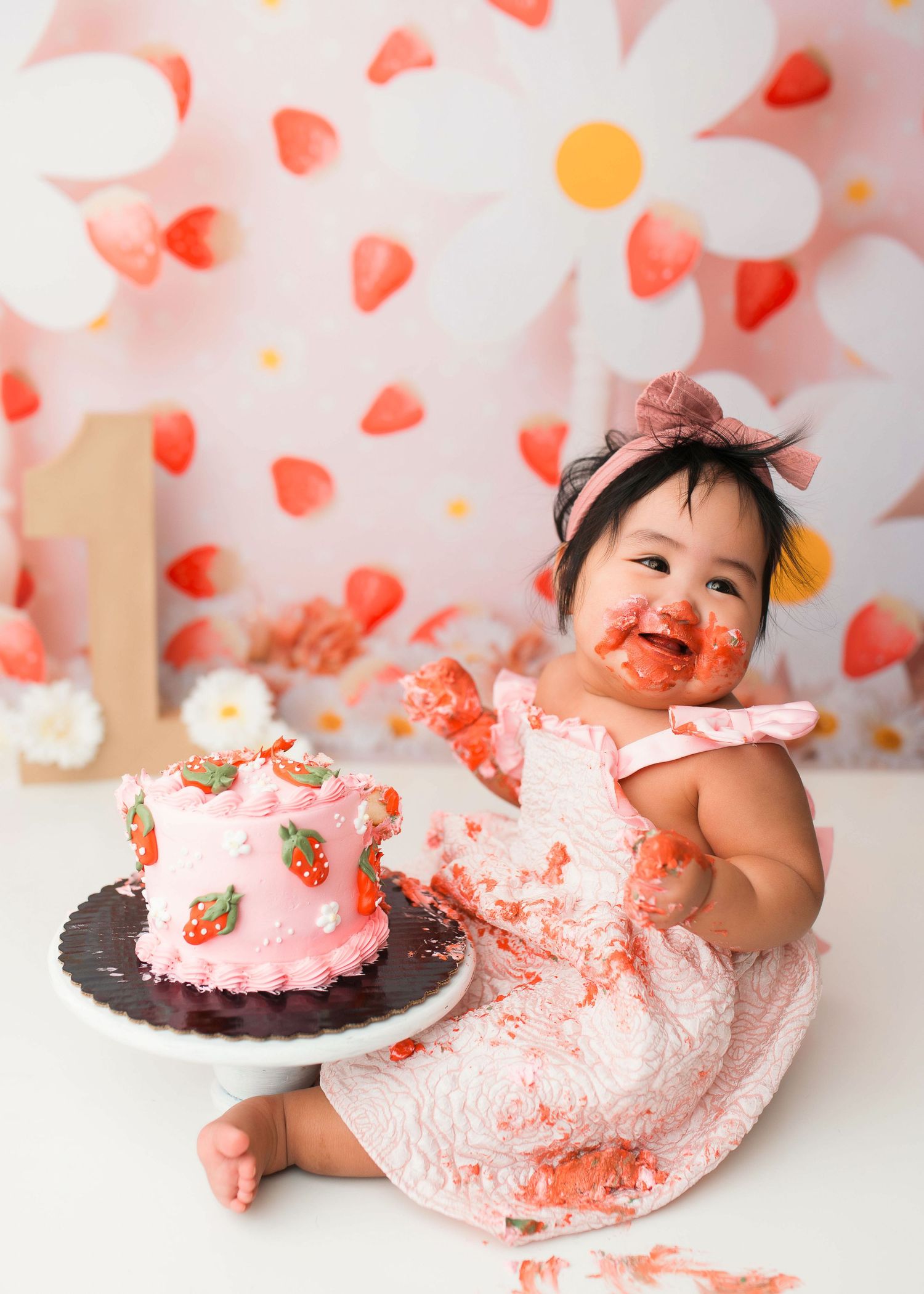 Cake Smash Photography
First Birthday portraits
Lincoln Nebraska