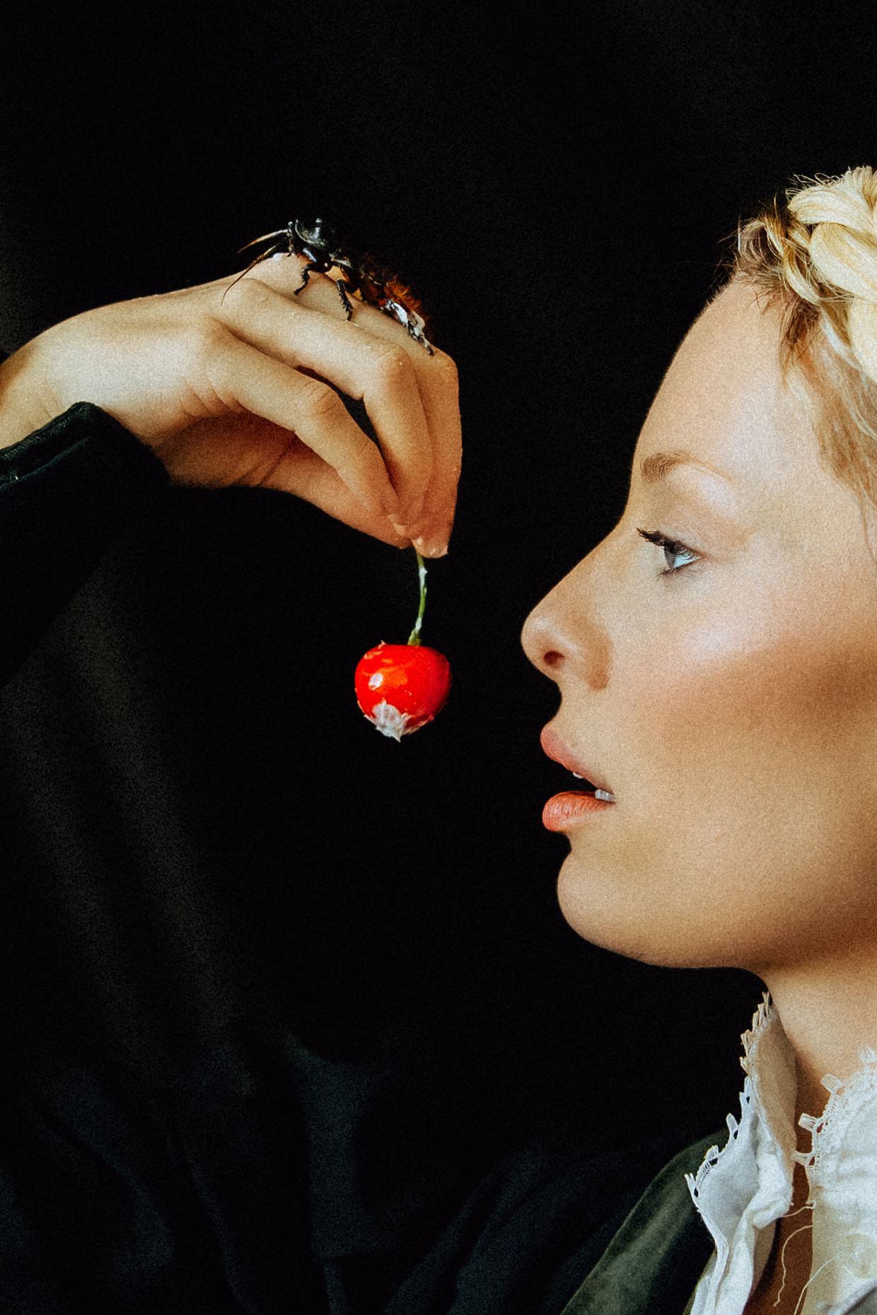 Portrait photography of a renaissance-style wardrobe with cockroaches and green jello