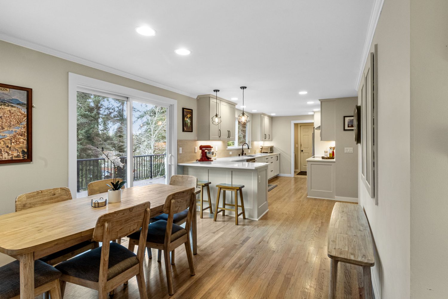 real estate photo kitchen and dining room