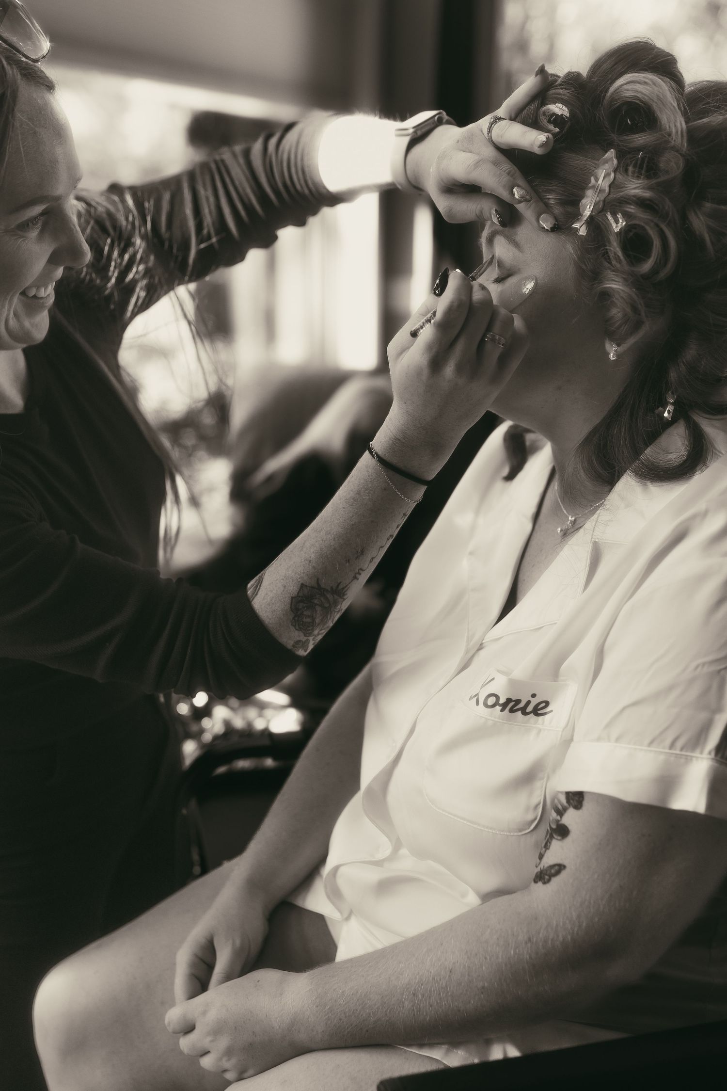 Bride getting ready for wedding in Cleveland Ohio by Gypsy Lens Photography. Moody, vintage, documentary wedding photography.