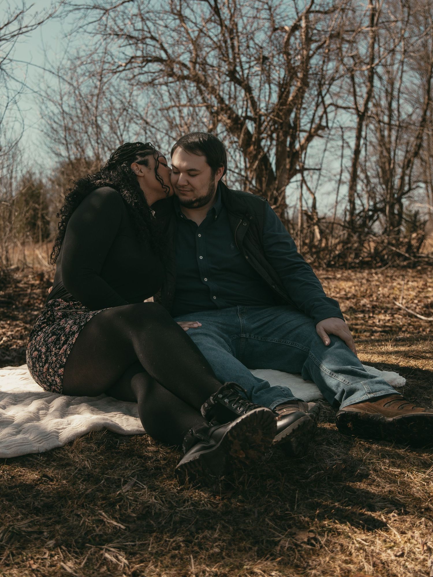 Engagement session picnic in Cleveland Ohio by Gypsy Lens Photography. Moody, nostalgic, vintage, documentary wedding photography