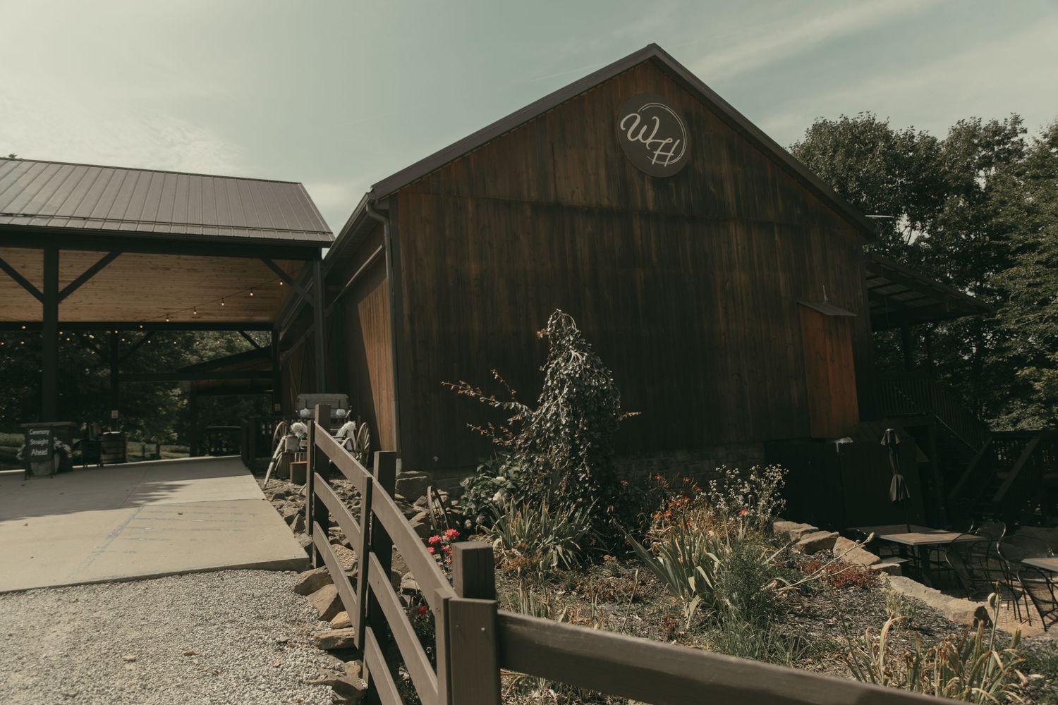 Rustic barn wedding venue in Wooster Ohio by Gypsy Lens  Photography. Moody, vintage, nostalgic, documentary wedding photographer.
