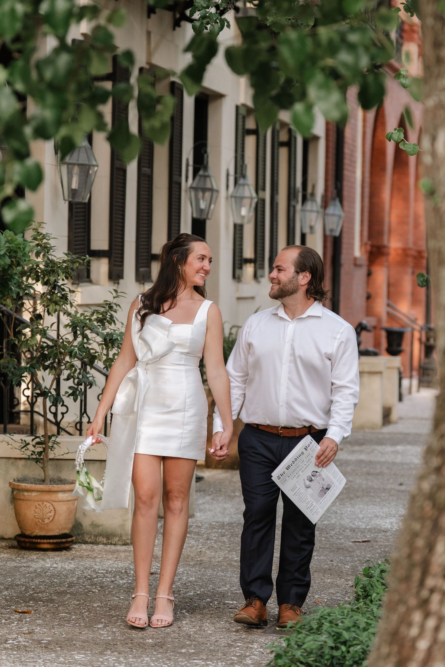CHATOLIC CHURCH IN SAVANNAH DOWNTOWN GEORGIA SAVANNAH DOWNTOWN GEORGIA WEDDING PHOTOGRAPHER