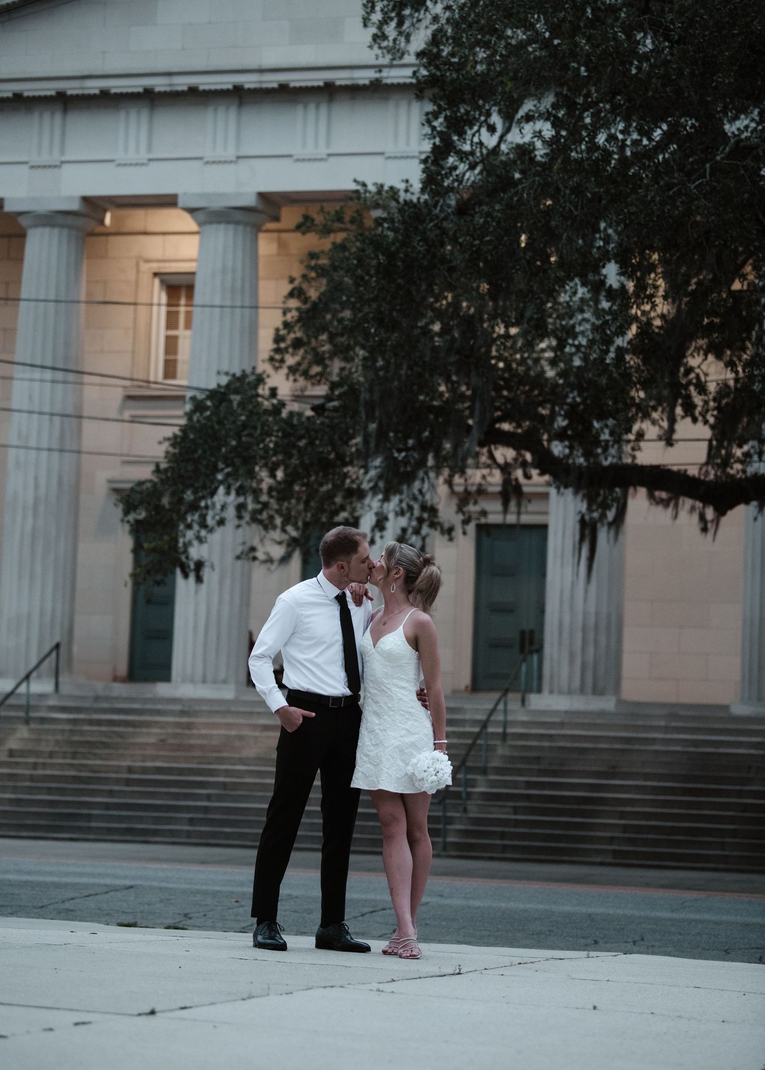 LUXURY  SAVANNAH GEORGIA WEDDING PHOTOGRAPHER
TOP 10 LUXURY PHOTOGRAPHERS IN USA