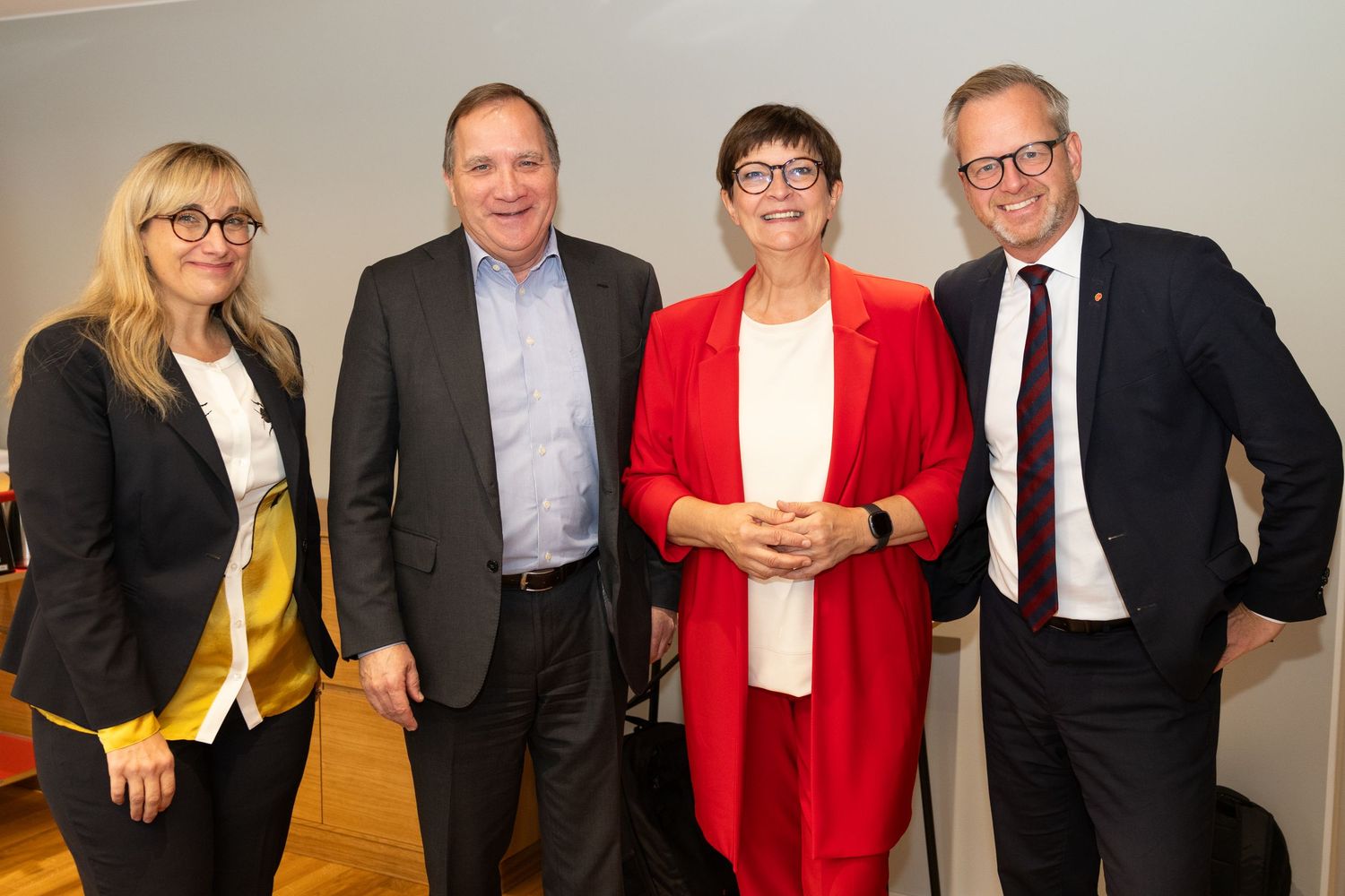 SPD-vorsitzende Saskia Esken mit hochrangigen schwedischen Politikern.