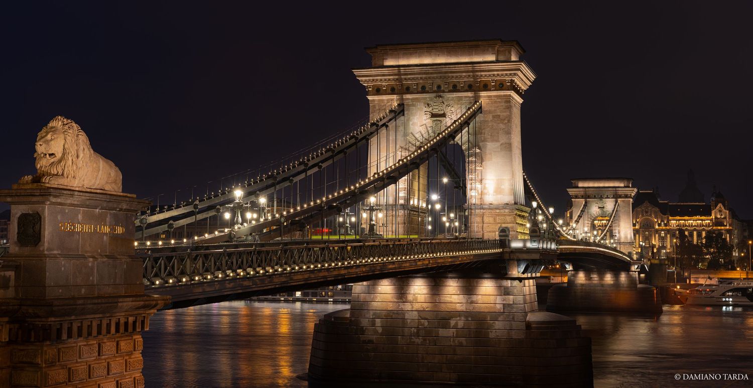 ponte delle catene, foto paesaggistica notturna, budapest