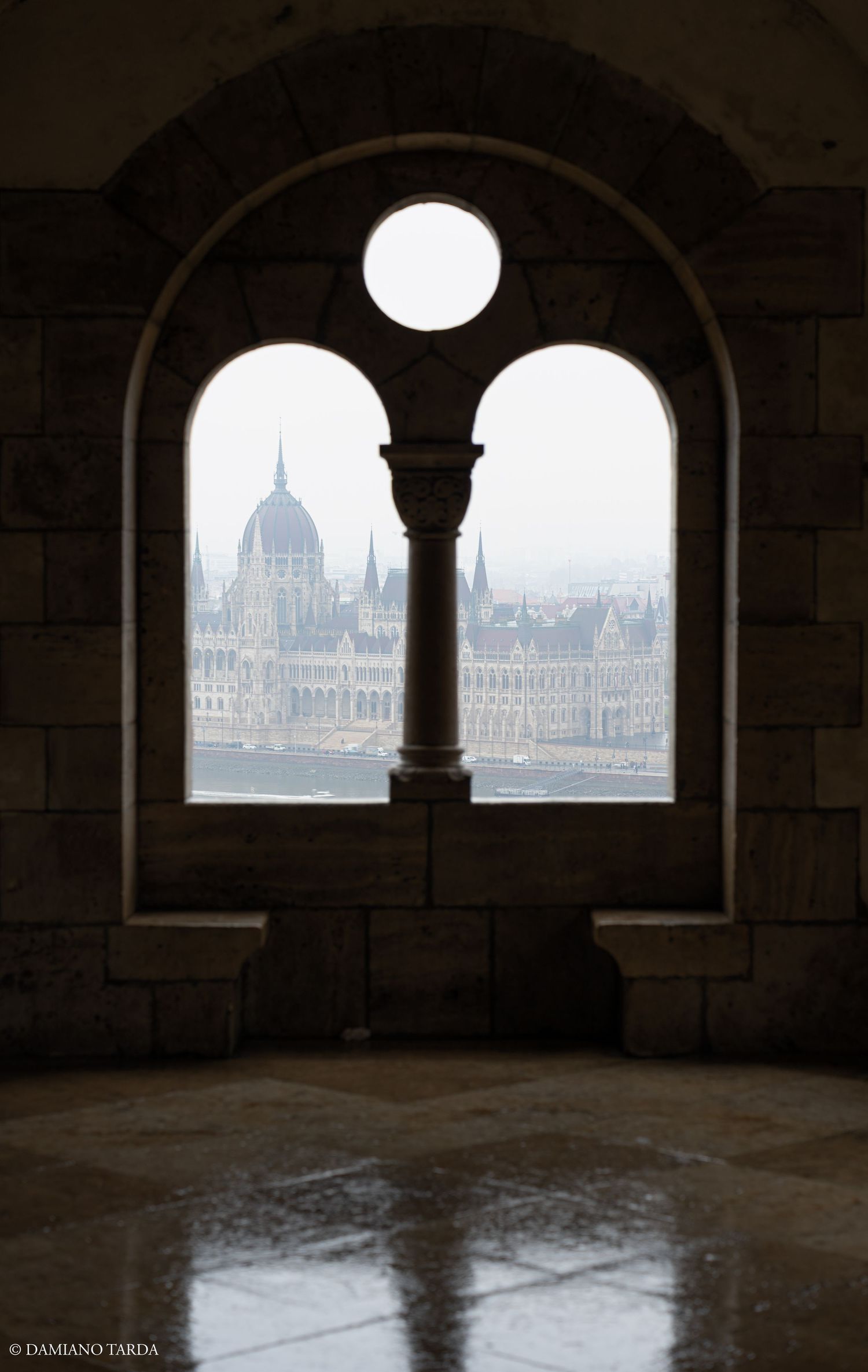 Budapest. Veduta del parlamento dal bastione dei pescatori. Ungheria, foto paesaggistica. Hungary