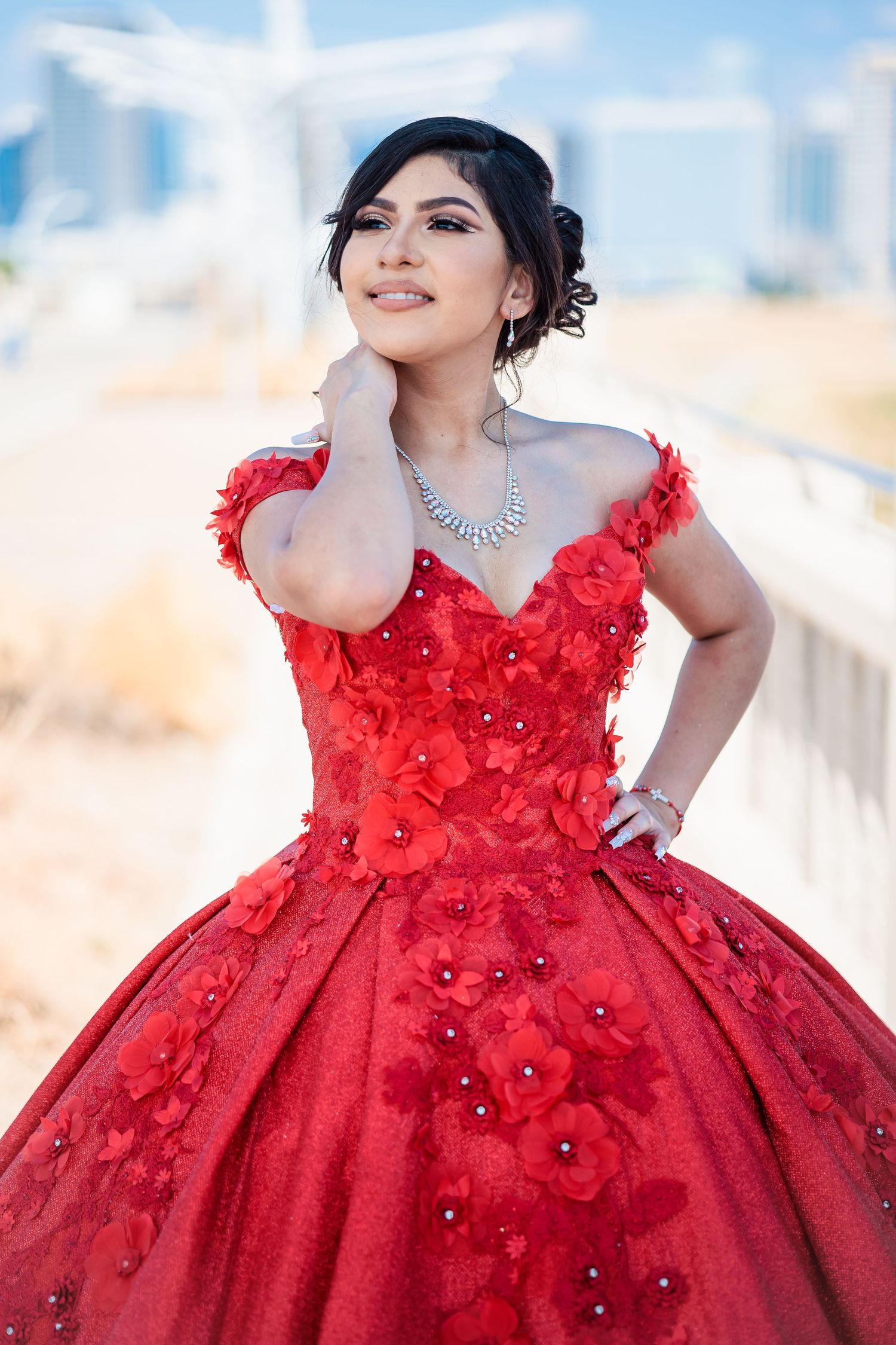 Quince crown ideas, Quince Photos, Quince Flowers, XV photographer, Quinceañera dress