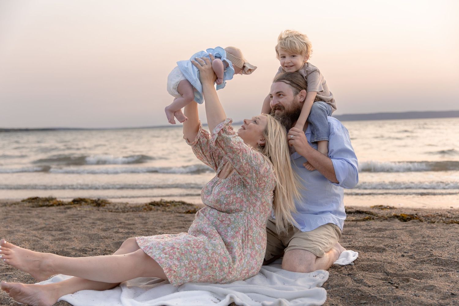 Series of casual beach family photos showing tender moments at sunset by the water.