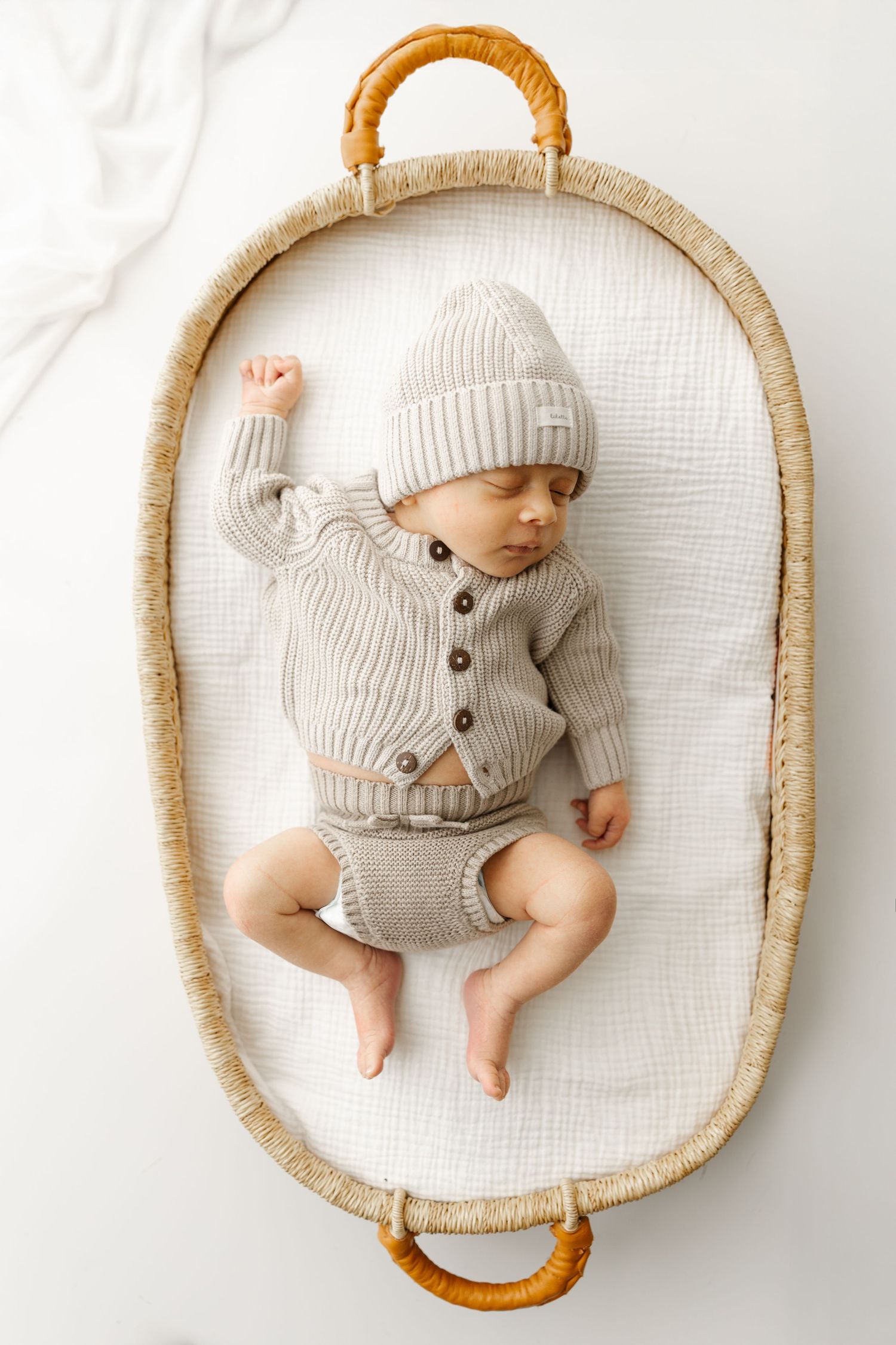 Minneapolis newborn photographer