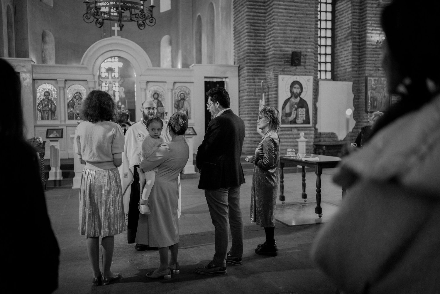 Фотограф за кръщене, заснемане на кръщене, фотограф свето кръщене, снимки на кръщене, карина беновска, фотограф софия, документален фотограф