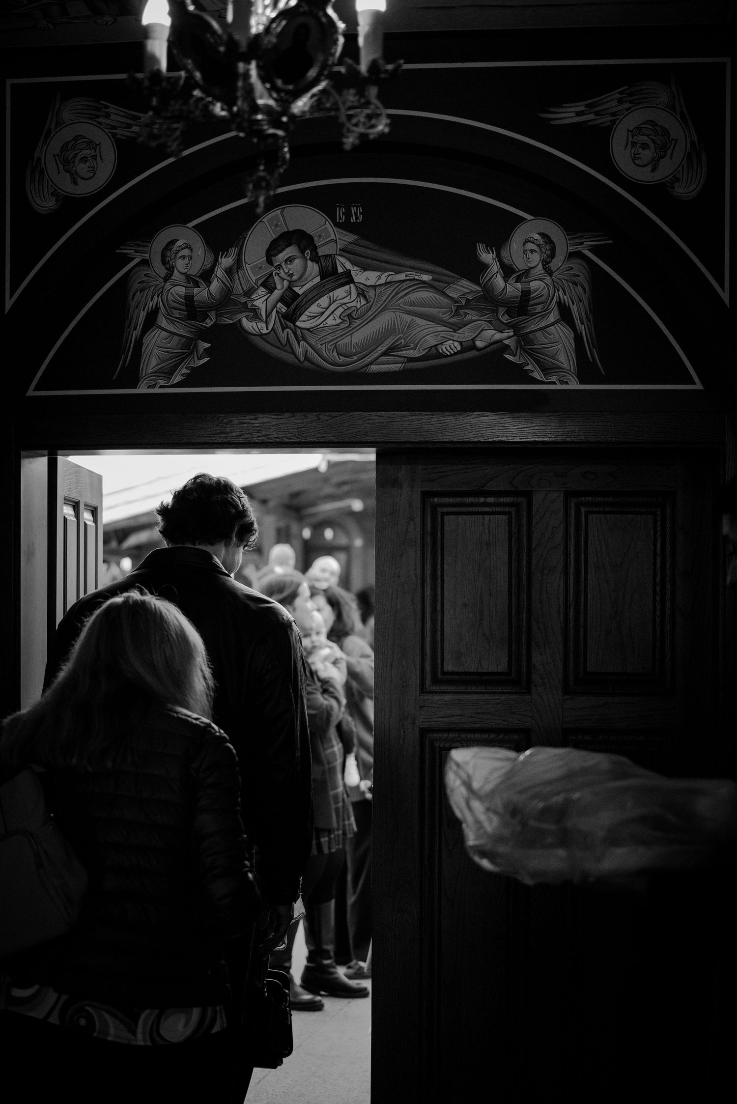Фотограф за кръщене, заснемане на кръщене, фотограф свето кръщене, снимки на кръщене, карина беновска, фотограф софия, документален фотограф