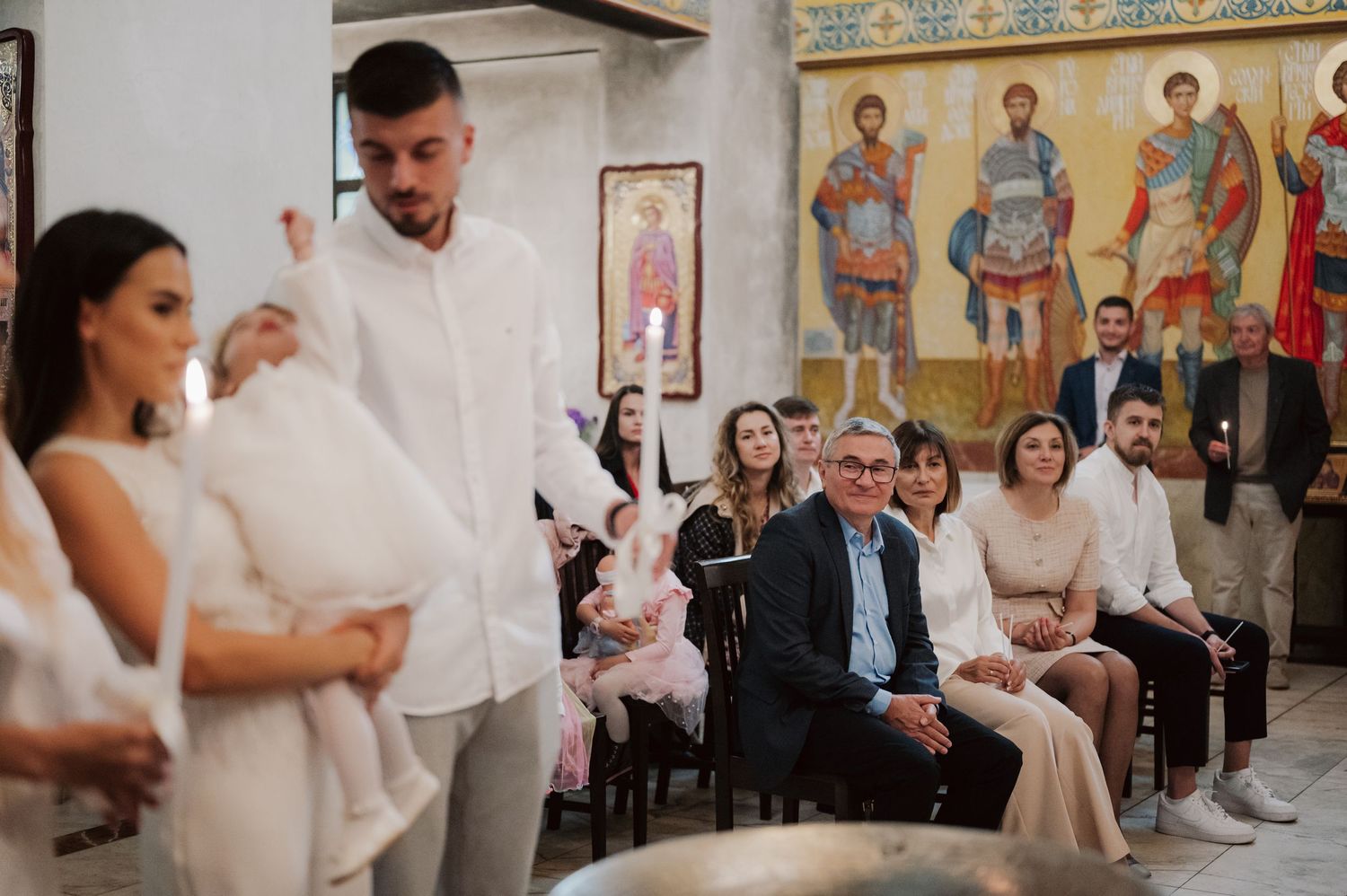 Фотограф за кръщене, заснемане на кръщене, фотограф свето кръщене, снимки на кръщене, карина беновска, фотограф софия, документален фотограф