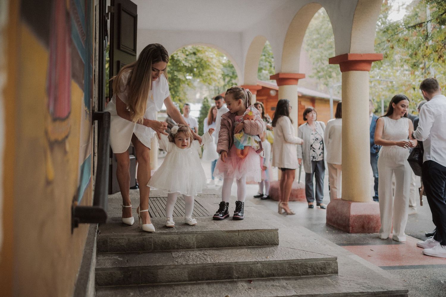 Фотограф за кръщене, заснемане на кръщене, фотограф свето кръщене, снимки на кръщене, карина беновска, фотограф софия, документален фотограф