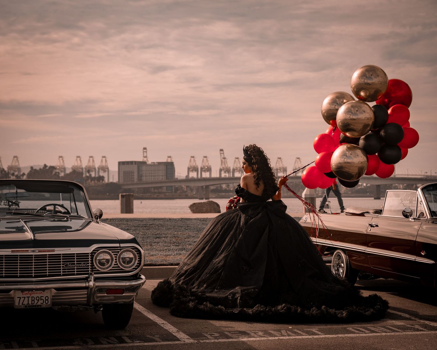 Vintage-style photo sequence with red balloons and classic cars in a parking lot.