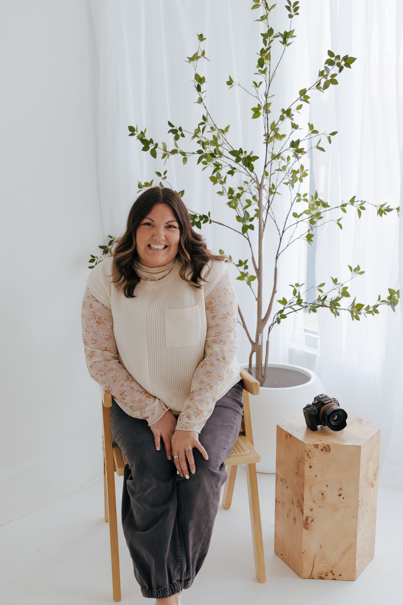 Brooke Diehl, Indiana photographer specializing in weddings, newborn, and portrait photography