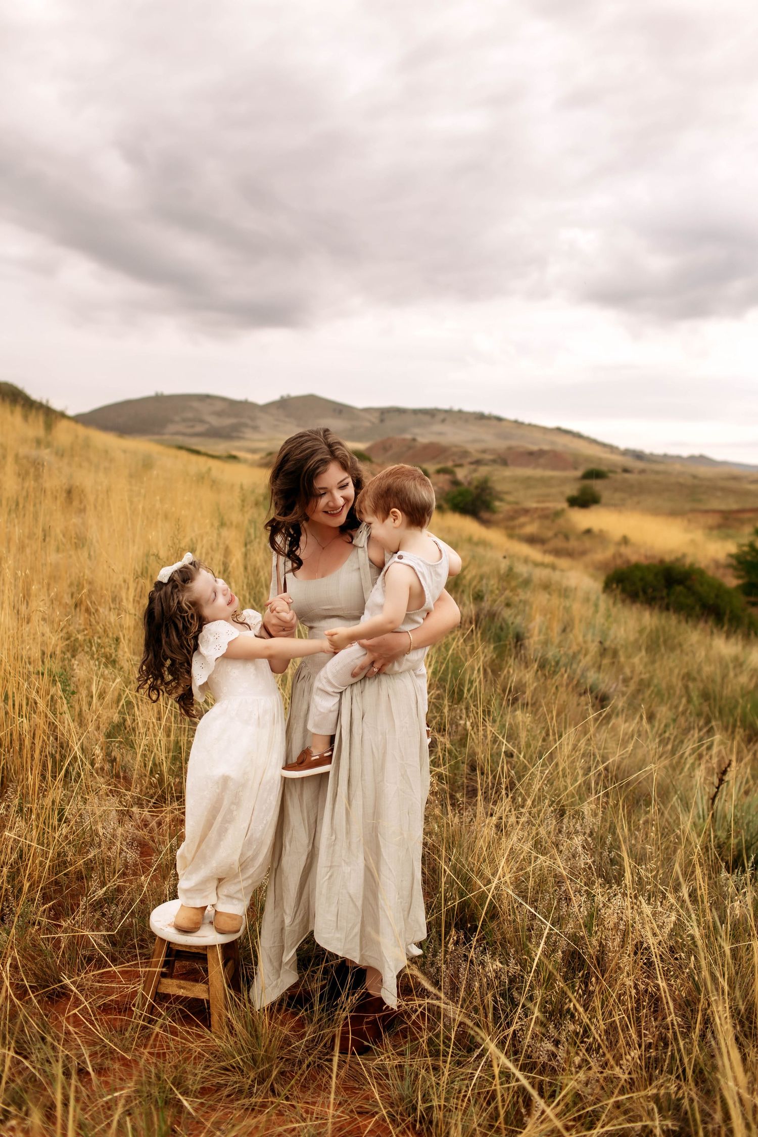 Photo by Organic Bebe Photography of myself, Jenny Anhold and children.