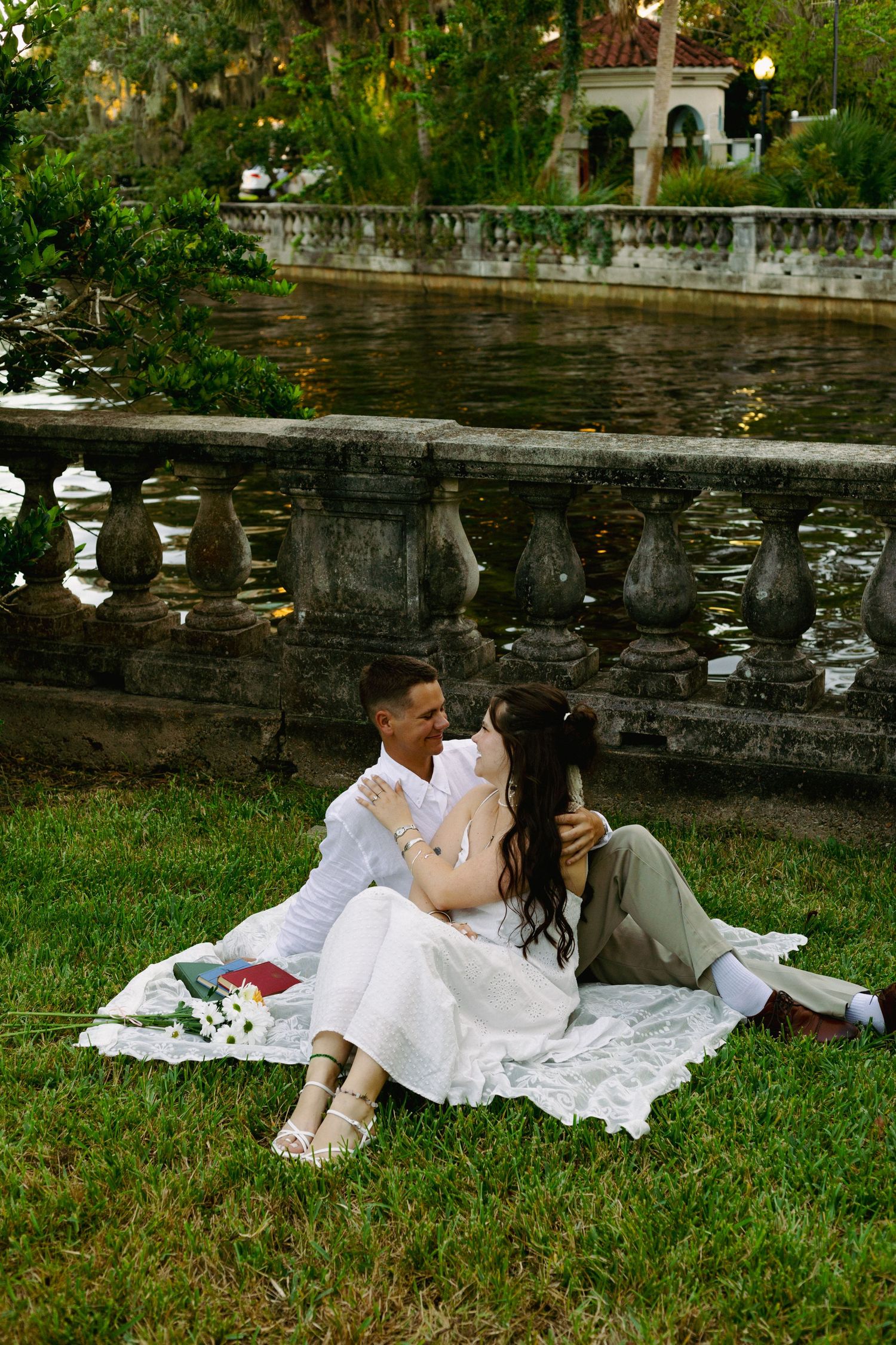 couple on picnic