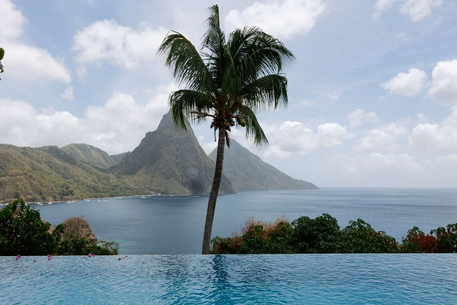 Saint Lucia Le gallerie Anse Chastanet Sugar Beach soufriere private villa wedding resort documentary relaxed luxury photographer rebekah