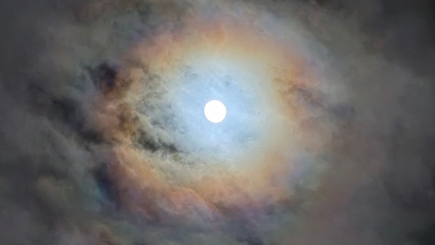 Moon hallow