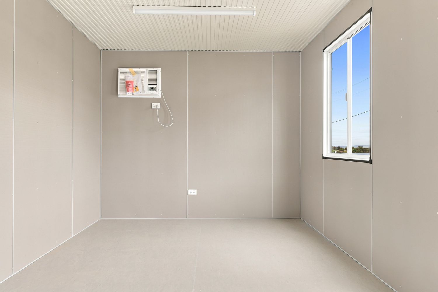 Commercial Image of a transportable site office.