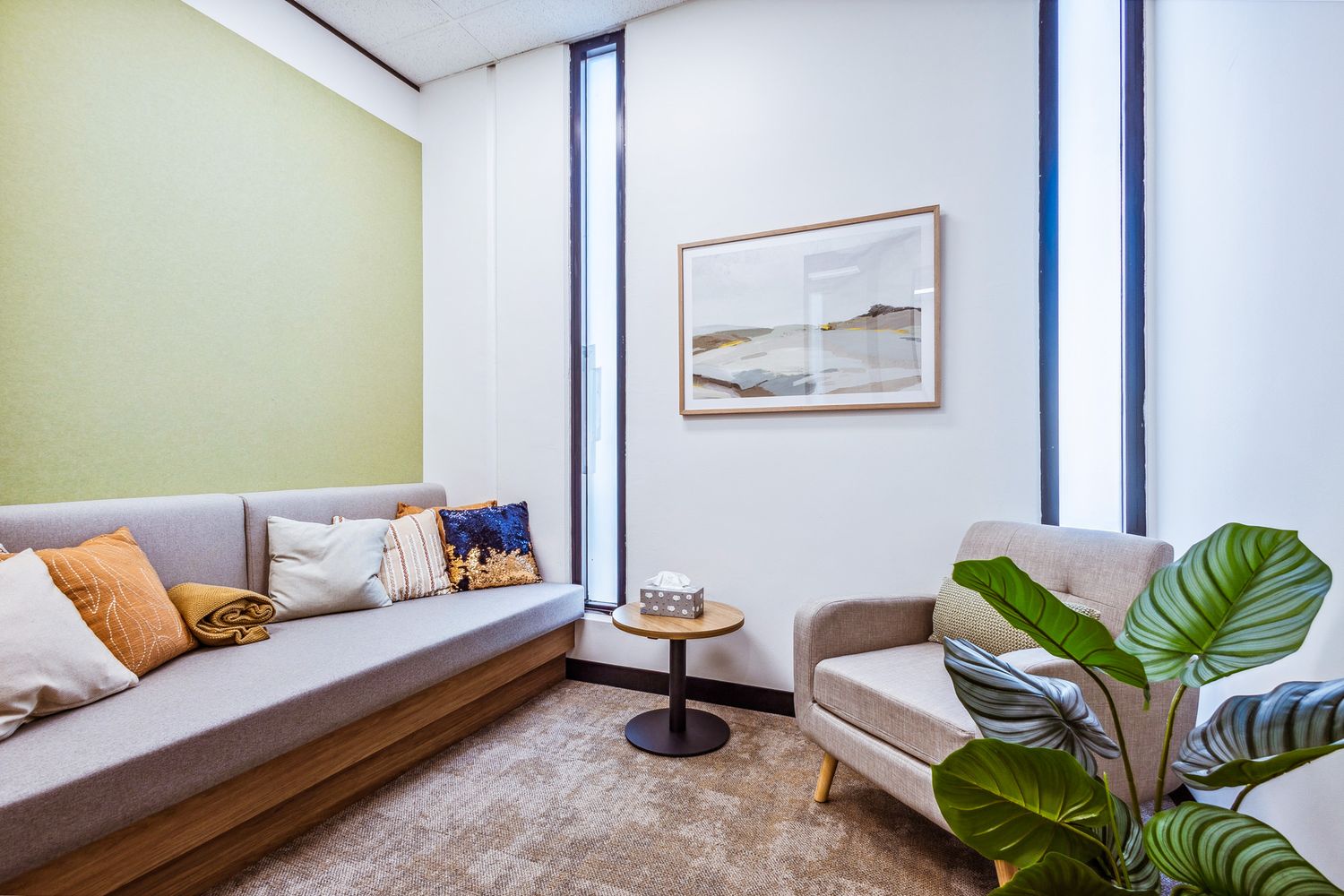 Image of a commercial waiting room.