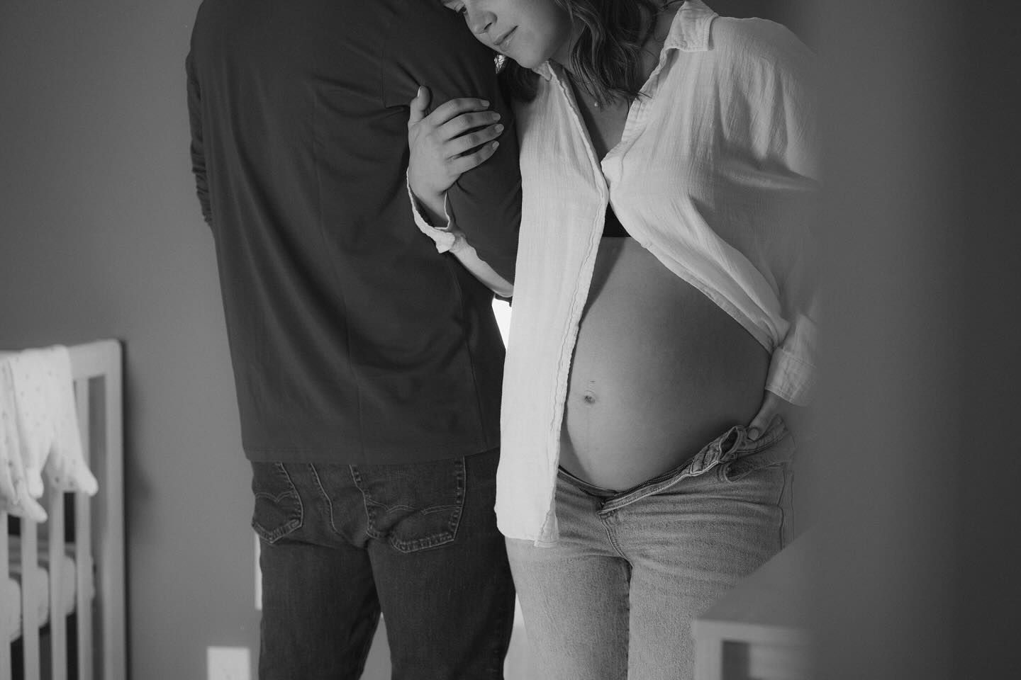 Lifestyle newborn photography in Regina, Saskatchewan capturing natural newborn moments with families throughout Saskatchewan.