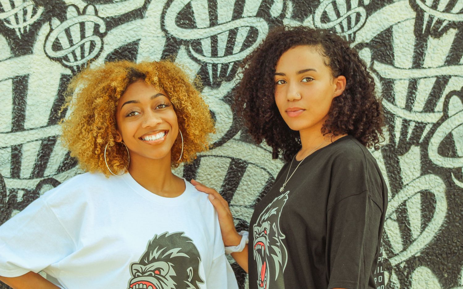 Random girls who volunteered for photos in the Crossroads District of Kansas City, Missouri. Nitty Gritty Lifestyle Photos by Audra Dietz.