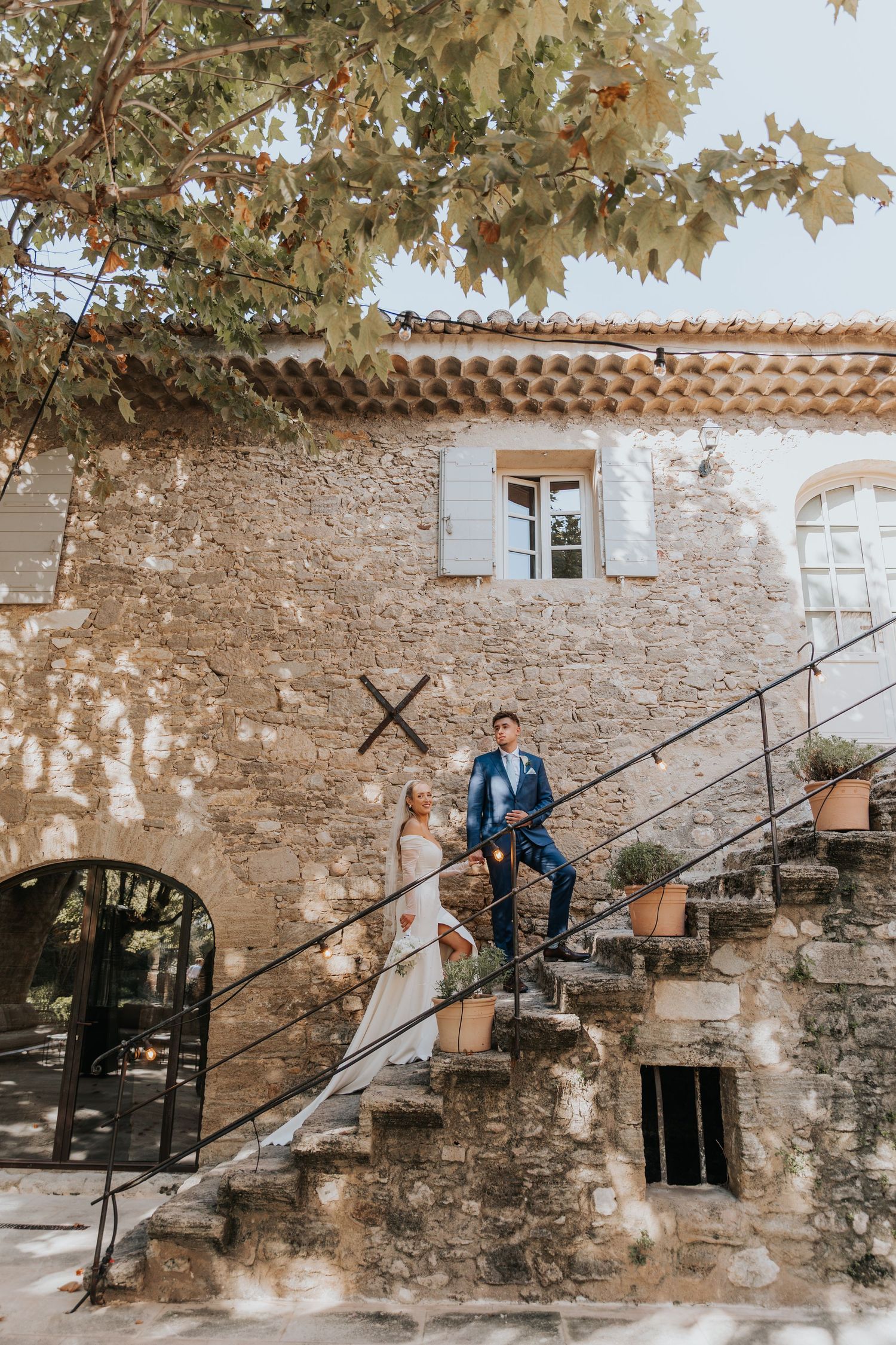 Editorial couple photos in Provence at Le Petit Roulet