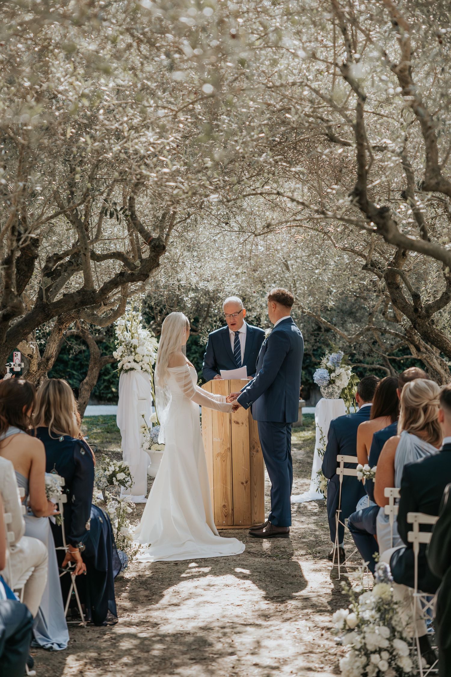 Ceremony moment at Le Petit Roulet wedding venue in Provence