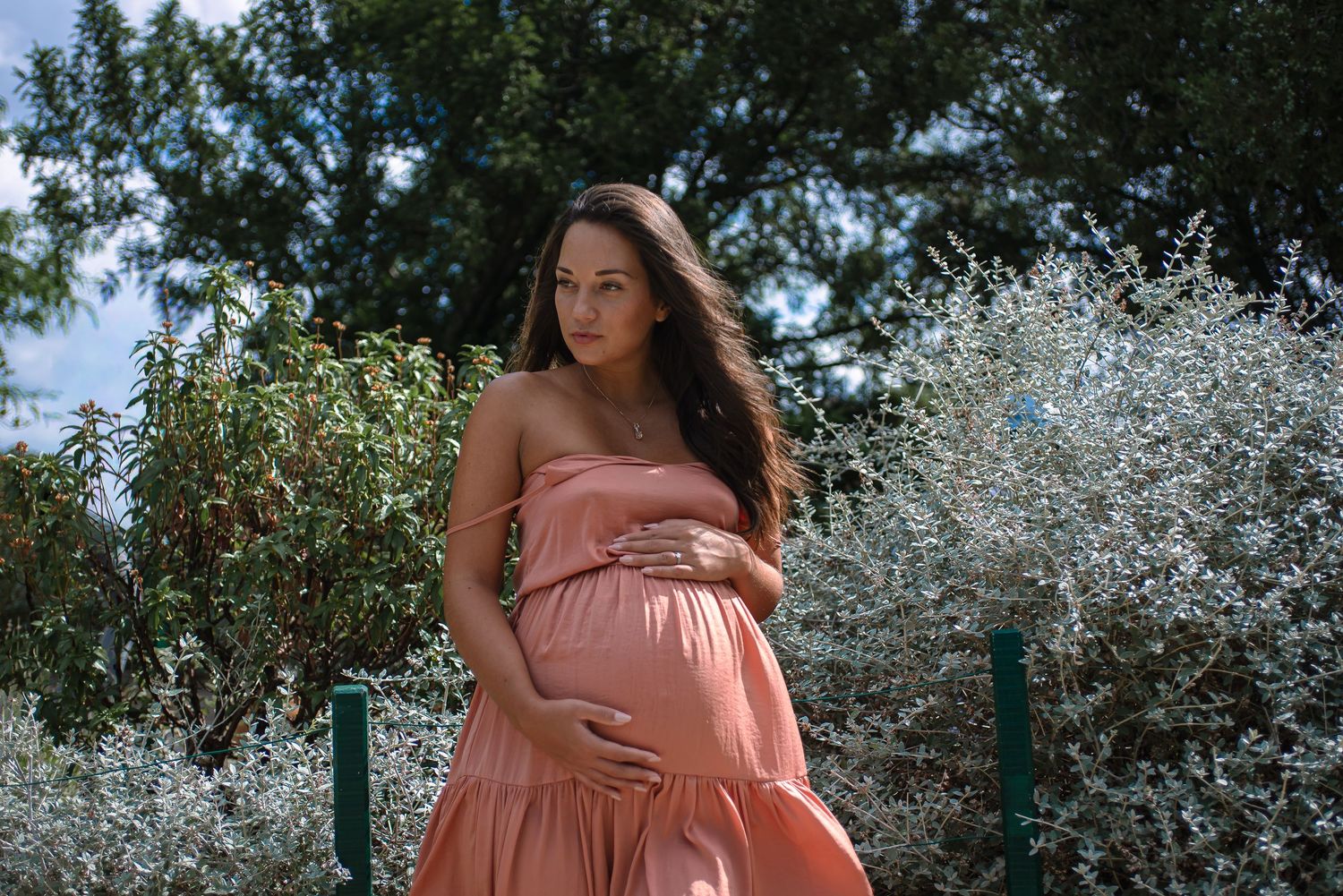 Portrait Paris Pregnancy - Aesthetic Paris - Paulie Delic