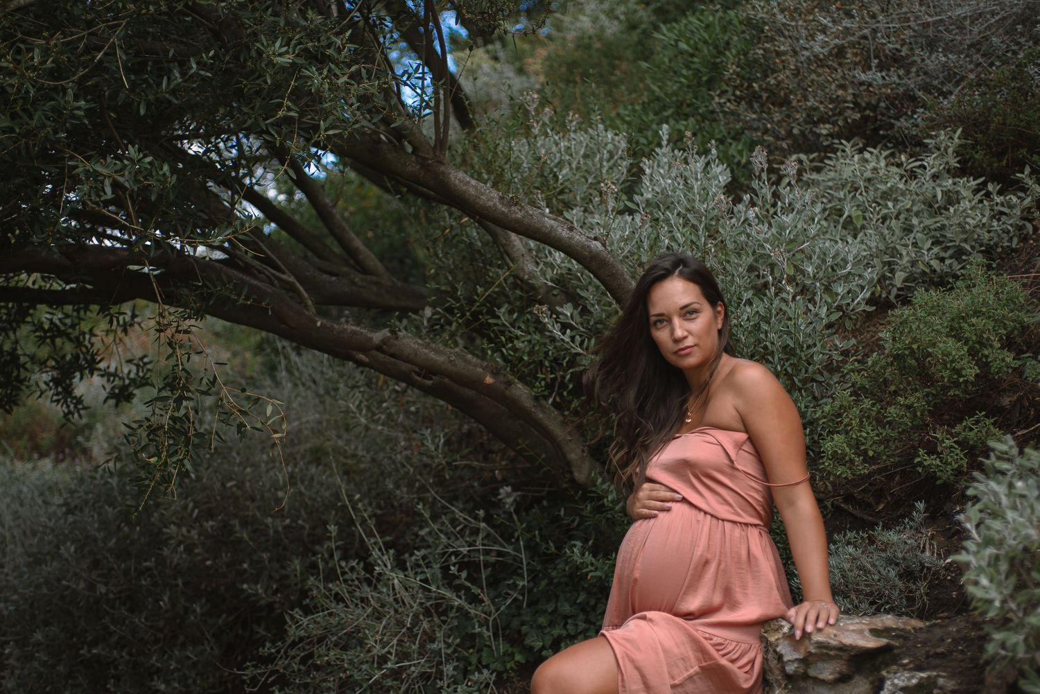 Portrait Paris Pregnancy - Aesthetic Paris - Paulie Delic