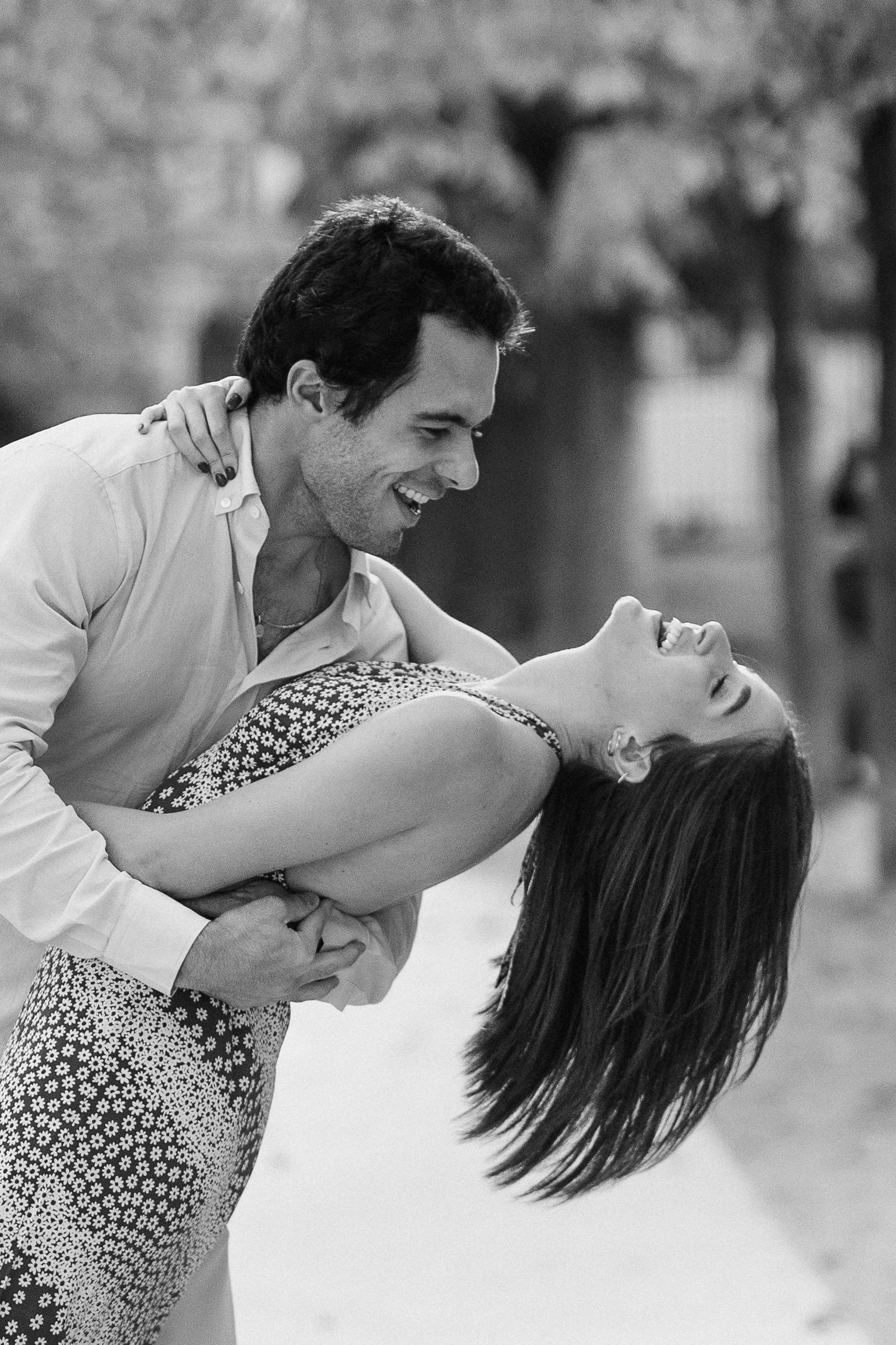 Couple Photoshoot Paris