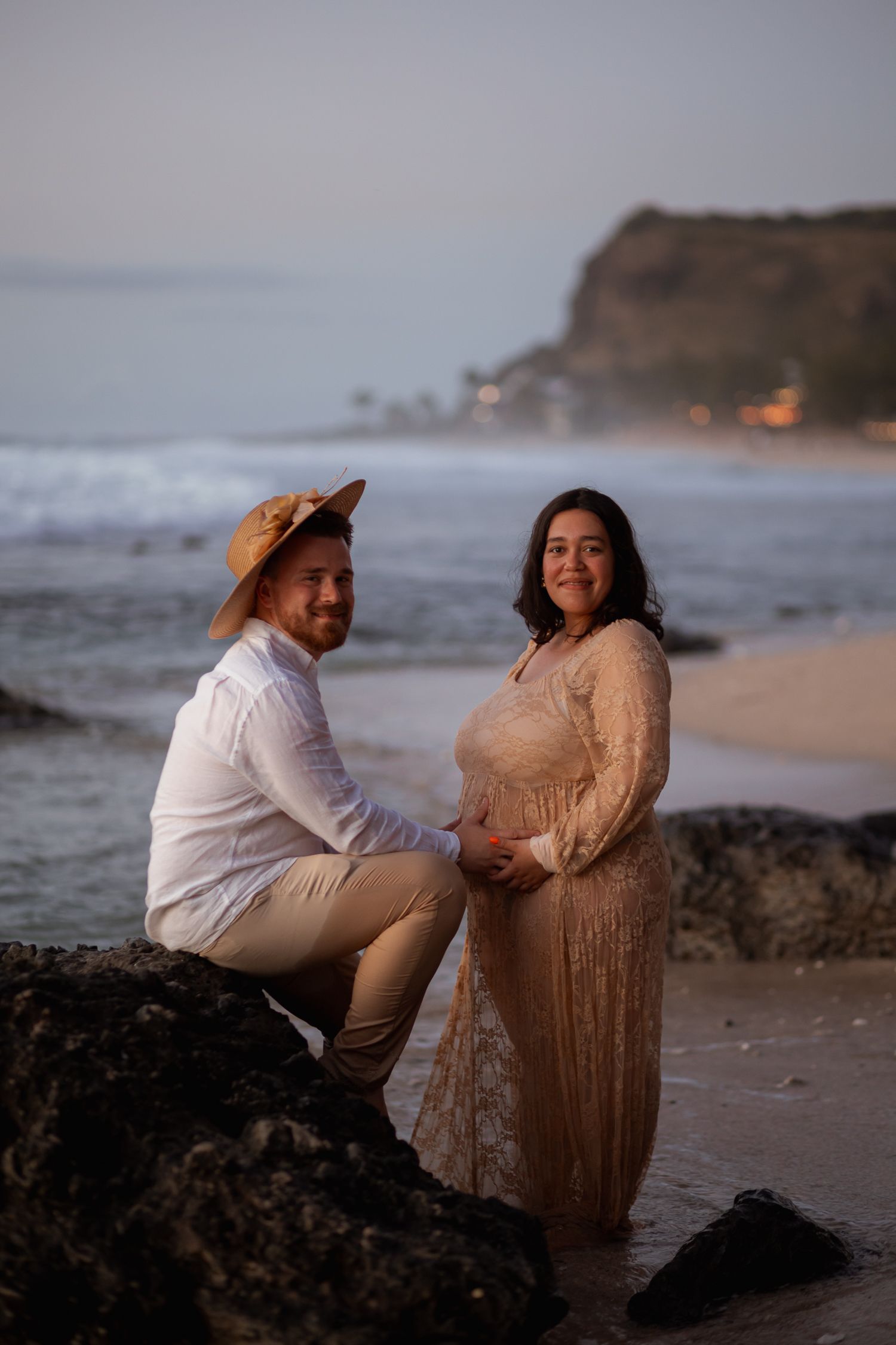 Portrait Paris Pregnancy - Aesthetic Paris - Paulie Delic Portrait